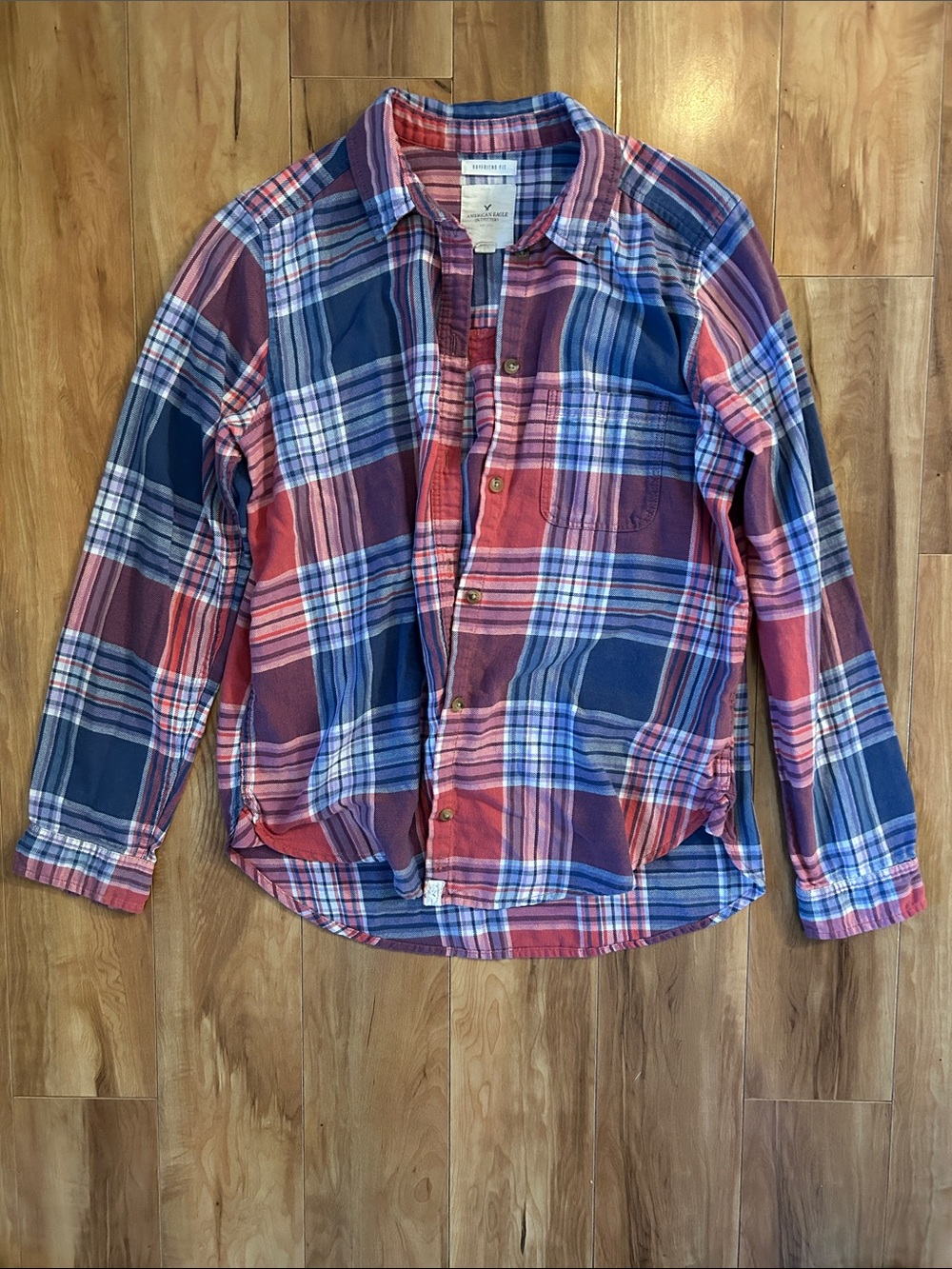 American Eagle Outfitters boyfriend fit soft wash 100% cotton flannel - pink red